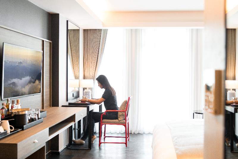 اتاق لوکس, Ramada Plaza By Wyndham Chao Fah Phuket