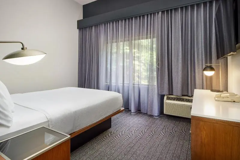 Deluxe-huone Soveltuu Liikuntarajoitteisille, Ramada Plaza By Wyndham Chao Fah Phuket