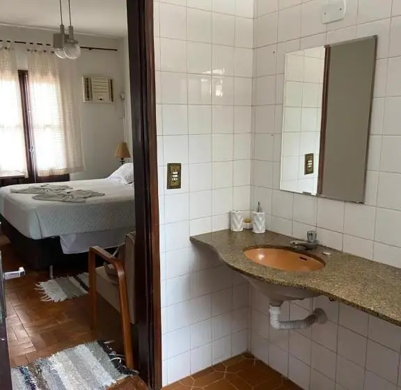 マウンテンビュースイート, Pousada Casa De Bragança