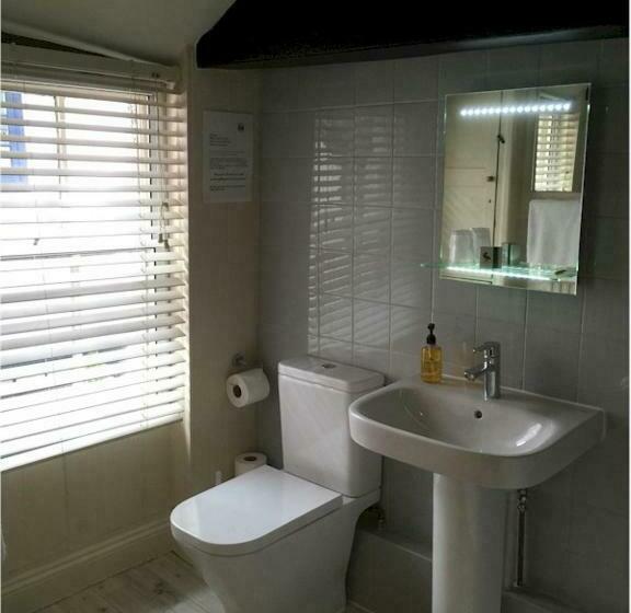 اتاق لوکس, Bath Place Hotel Limited