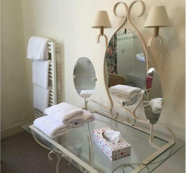 اتاق سوپریور با تخت بزرگ, Bath Place Hotel Limited