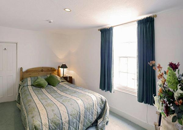 Люкс, Bath Place Hotel Limited