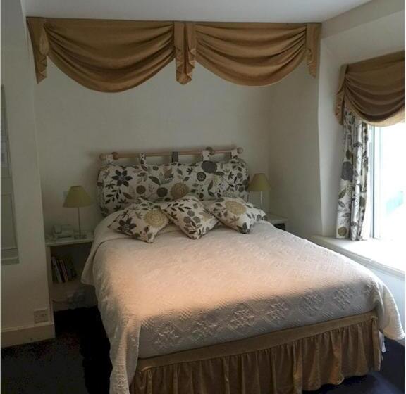 اتاق استاندارد, Bath Place Hotel Limited