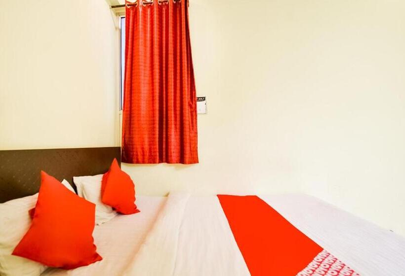 Трехместный Номер Классика, Govindam Plaza