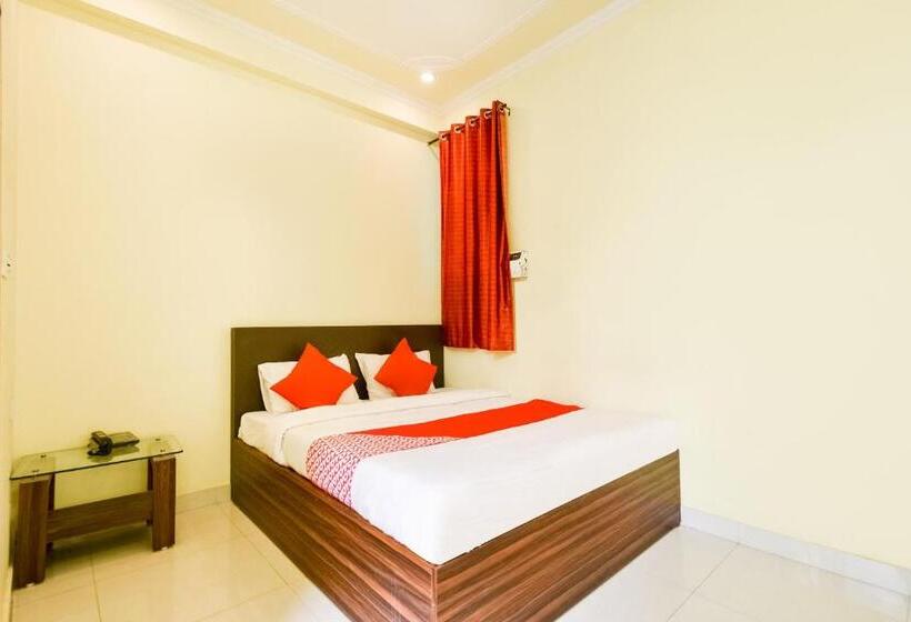 Трехместный Номер Классика, Govindam Plaza