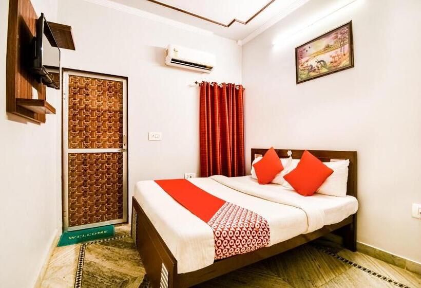 Номер Basic, Govindam Plaza