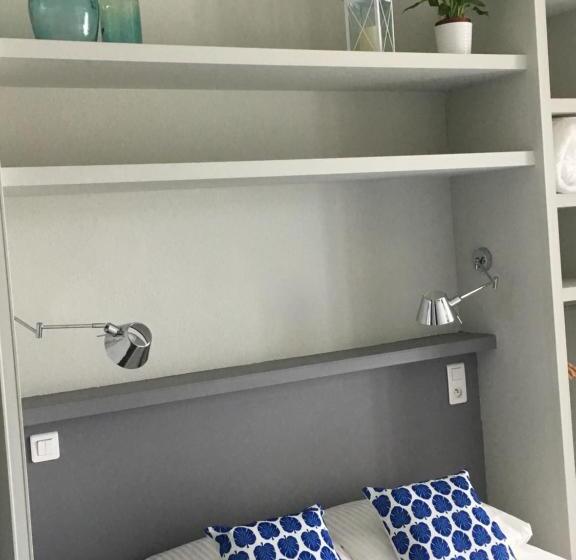 اتاق استاندارد با چشم‌انداز دریا, Le Cannier