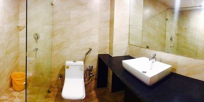 Quarto Estandar, Al Towheed