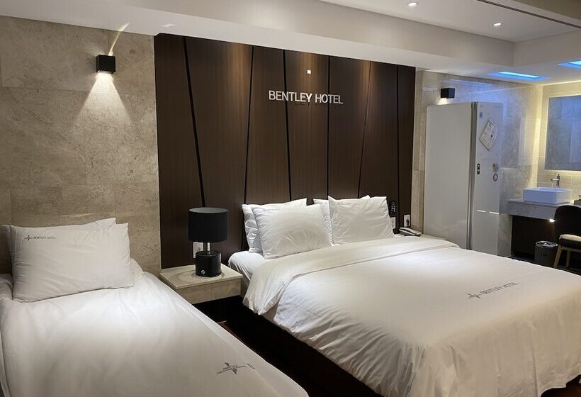 غرفة سوبيريور, Artheim