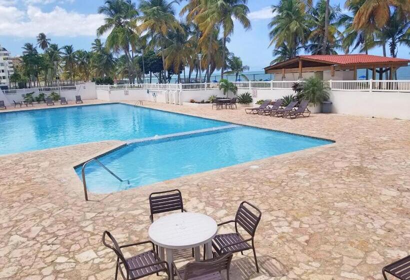 آپارتمان 1 خوابه, Marbella Del Caribe Isla Verde Beachfront