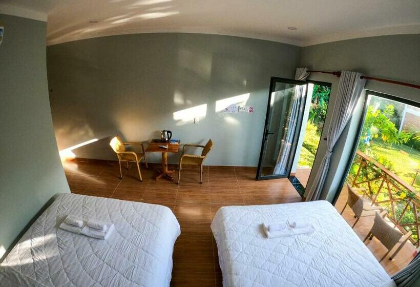 اتاق استاندارد چهارنفره با بالکن, Phu Quoc Areca Garden Bungalow