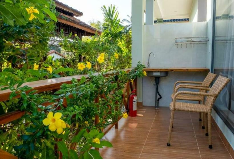 اتاق استاندارد چهارنفره با بالکن, Phu Quoc Areca Garden Bungalow