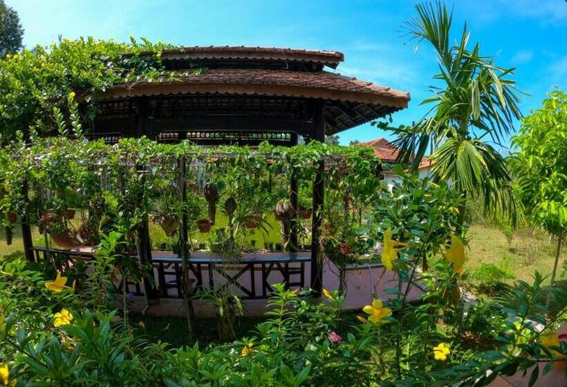 اتاق استاندارد چهارنفره با بالکن, Phu Quoc Areca Garden Bungalow