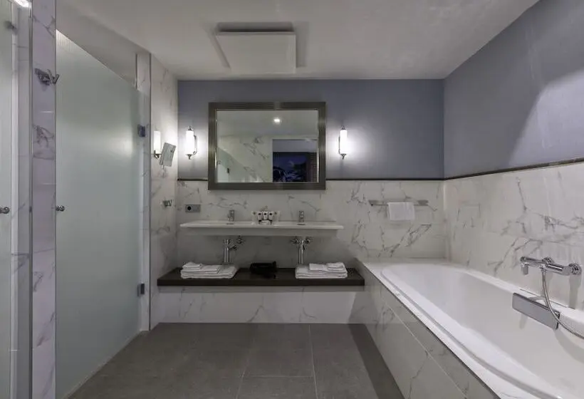 エクゼクティブスイート, Grand Hotel Valies