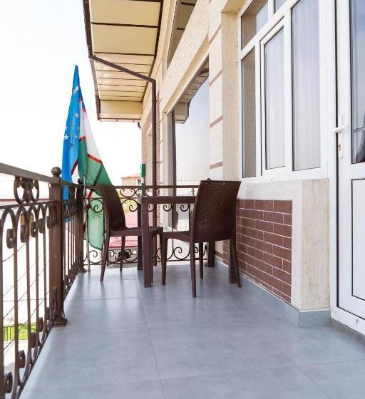 اتاق لوکس با بالکن, Tourist Inn