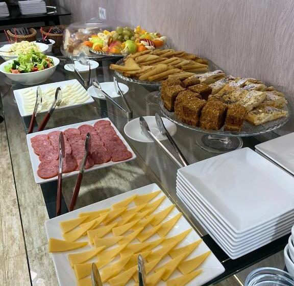 اتاق استاندارد با تخت بزرگ, Tourist Inn