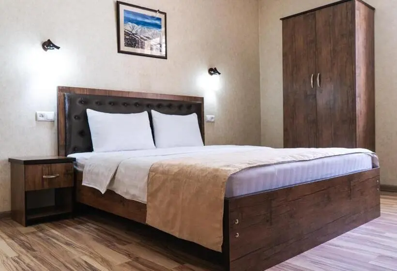 اتاق استاندارد با تخت بزرگ, Tourist Inn