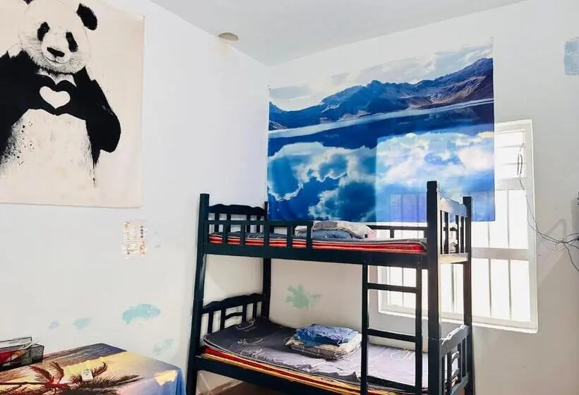 ルームシェアのワンベッド, Wan Ning Xiao Gang Guest House