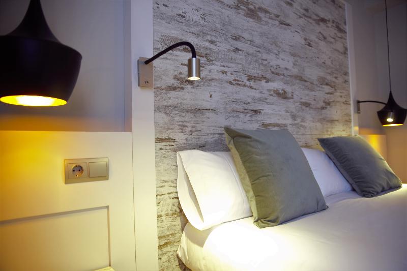 Номер Стандарт, Cims De Camprodon