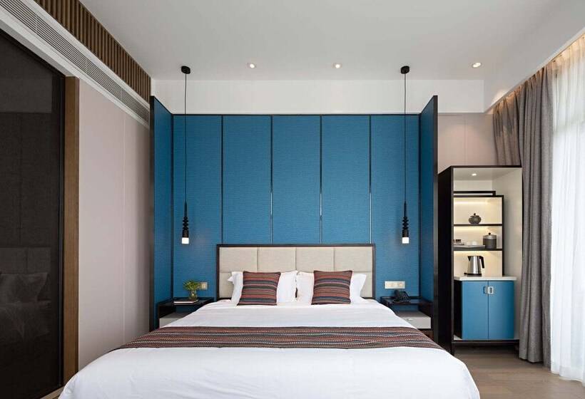 Номер Deluxe, Prince Times