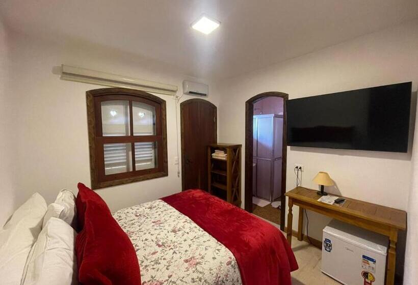 Economy Zimmer, Pousada Déjà Vu