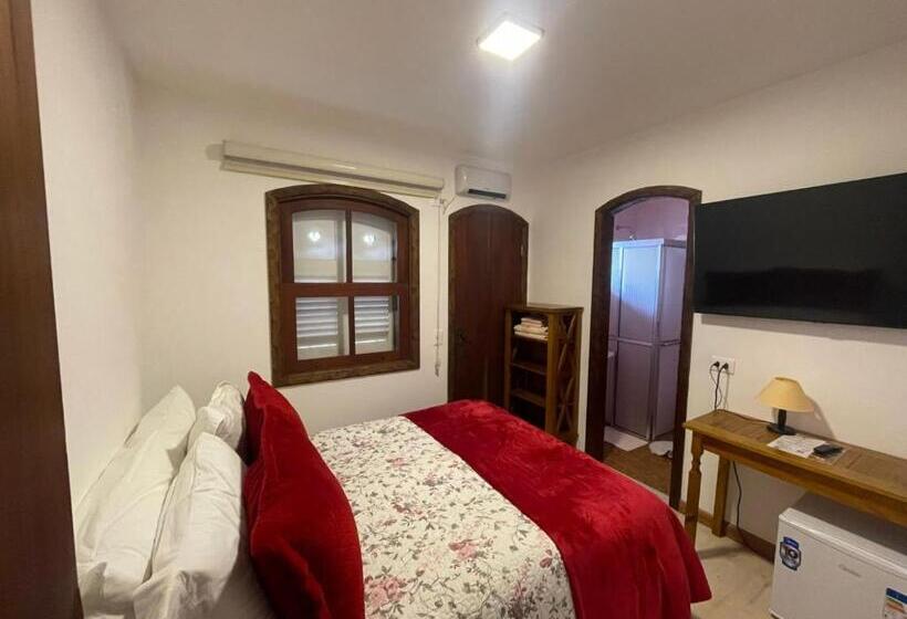 Economy Zimmer, Pousada Déjà Vu