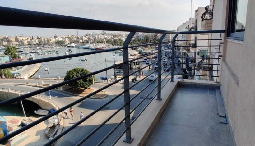 آپارتمان 1 خوابه با چشم‌انداز دریا, Shore Bridge