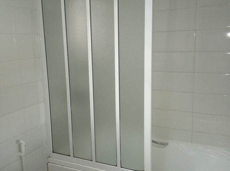 اتاق لوکس, Allen Suites