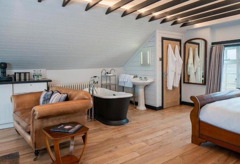 חדר סטודיו סטנדרד, Burgh Island