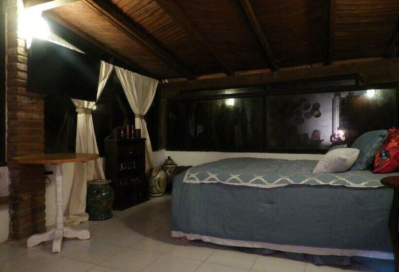 سوئیت با چشمانداز رودخانه, El Refugio De San Matías