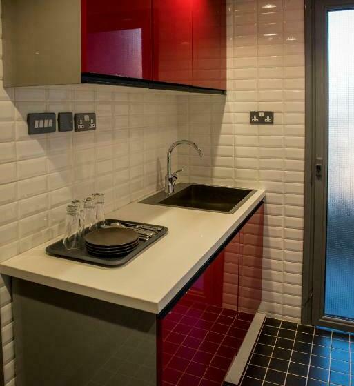 سوییت لوکس, Flowery Holiday Suites