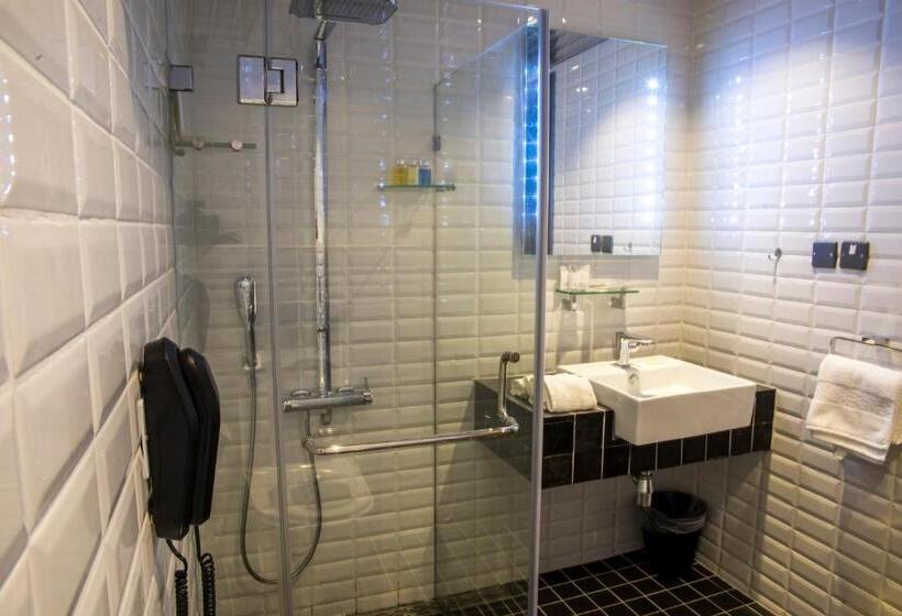 سوییت لوکس, Flowery Holiday Suites