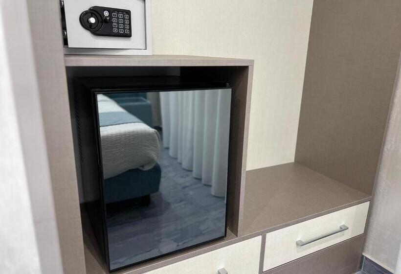 חדר סטנדרט, Paradiso