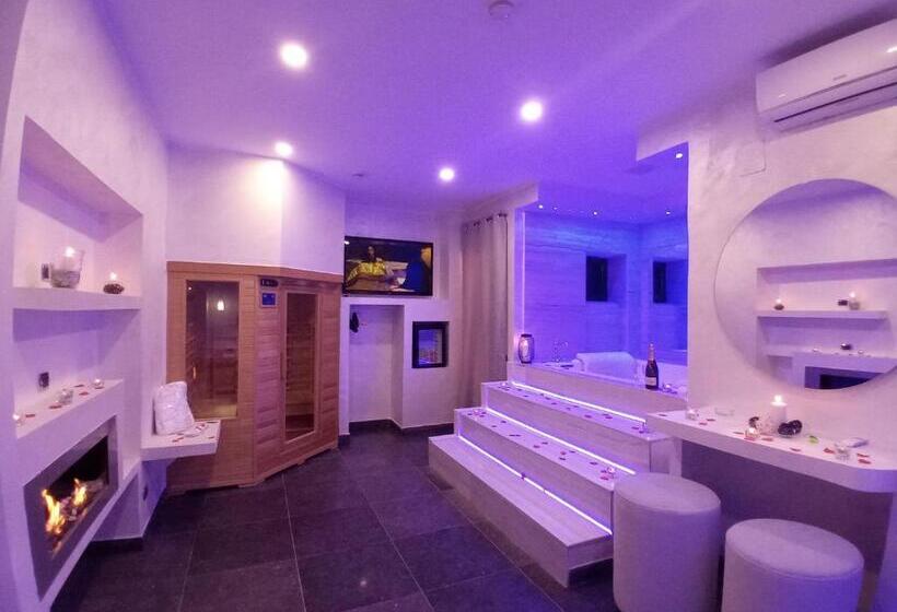 מיטת קינג בסוויטה, Paradiso