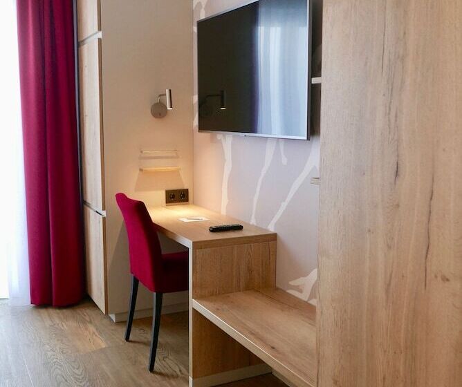 اتاق خانوادگی, Rafaela Hotel Heidelberg
