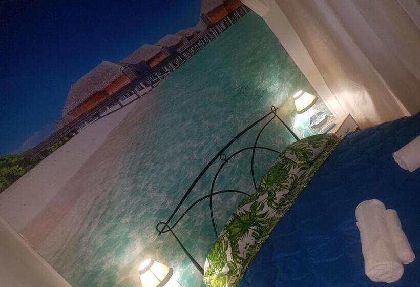 标准三人间, Bed Rho Stazione