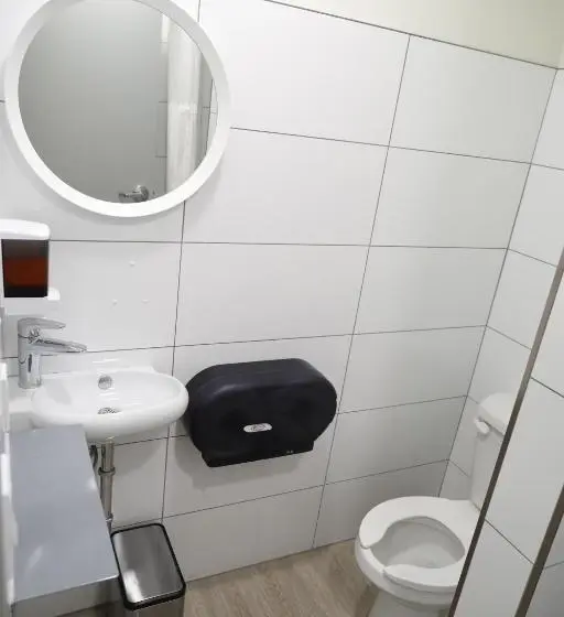 اتاق استاندارد سه نفره, Canmore Downtown Hostel