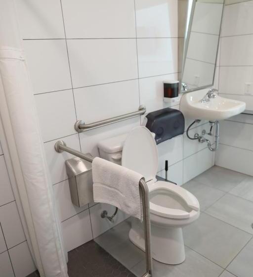 장애인을 위한 스탠다드 룸, Canmore Downtown Hostel