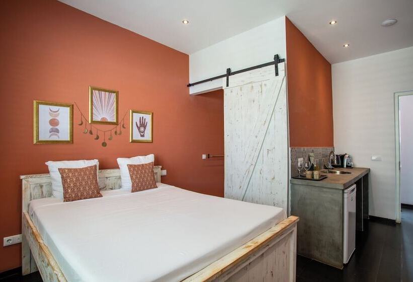 اتاق راحتی, Boho Bohemian Boutique