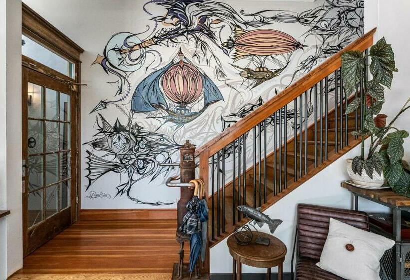 スタンダードルーム, Mossbrae