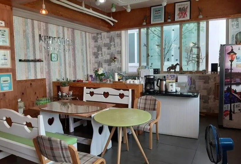 اتاق استاندارد, Kangguan Guesthouse