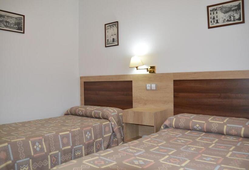 Номер Стандарт, Labella Hostal Restaurante