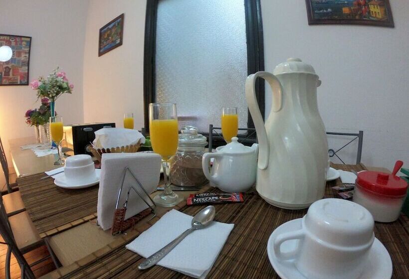 اتاق خانوادگی, Volta Inn Hostel