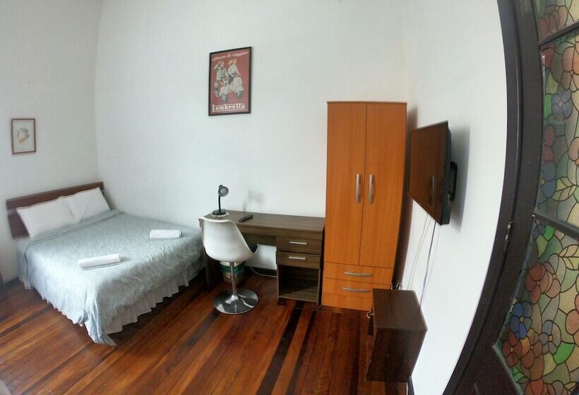 اتاق خانوادگی, Volta Inn Hostel