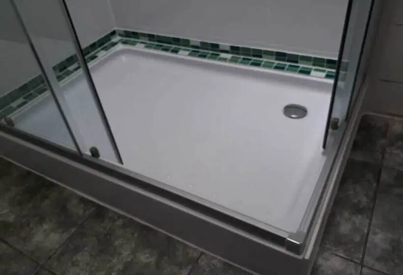 اتاق استاندارد, Volta Inn Hostel