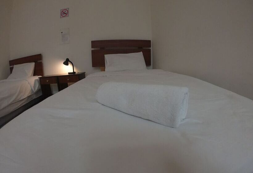 اتاق استاندارد, Volta Inn Hostel