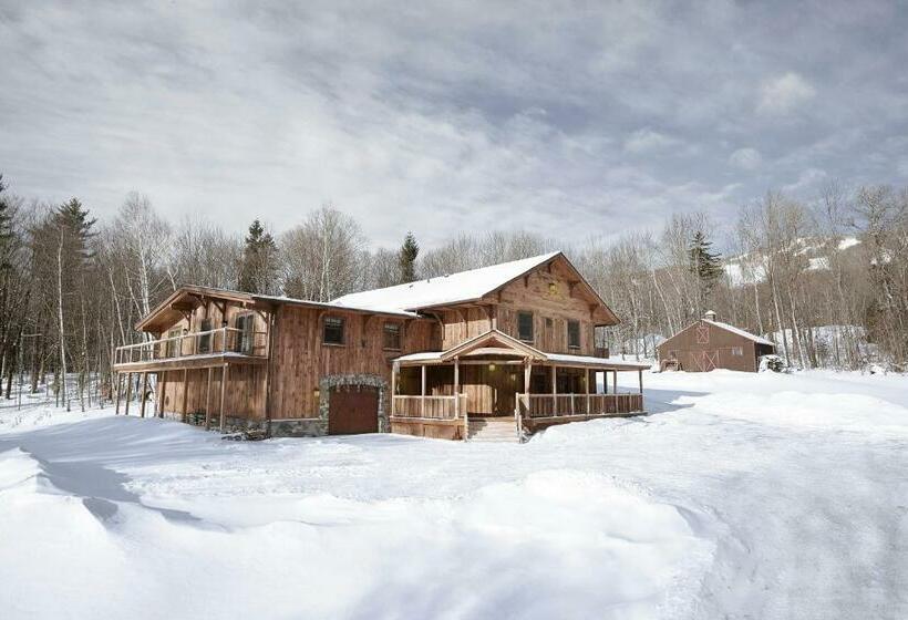 غرفة ديلوكس, Seesaw's Lodge