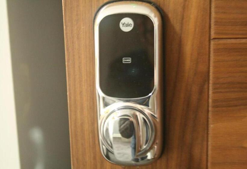 스탠다드 룸, The Spring Bank Apart