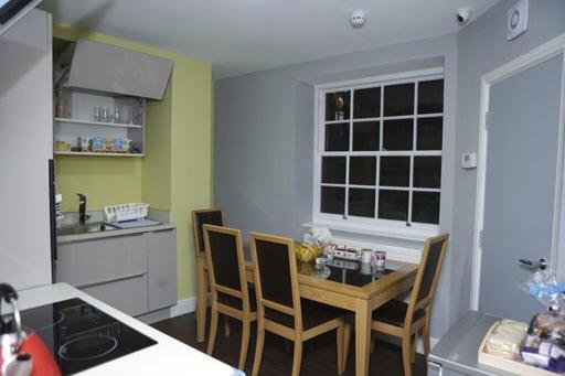 스탠다드 룸, The Spring Bank Apart