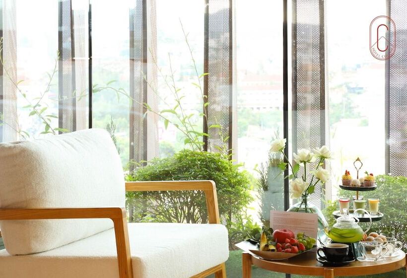 Suite, Colline Dalat